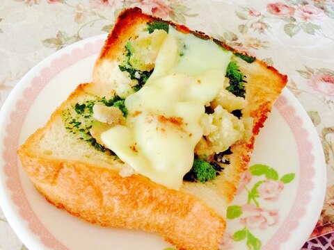 さつま芋☆練乳バター☆シナモン☆青汁チーズトースト